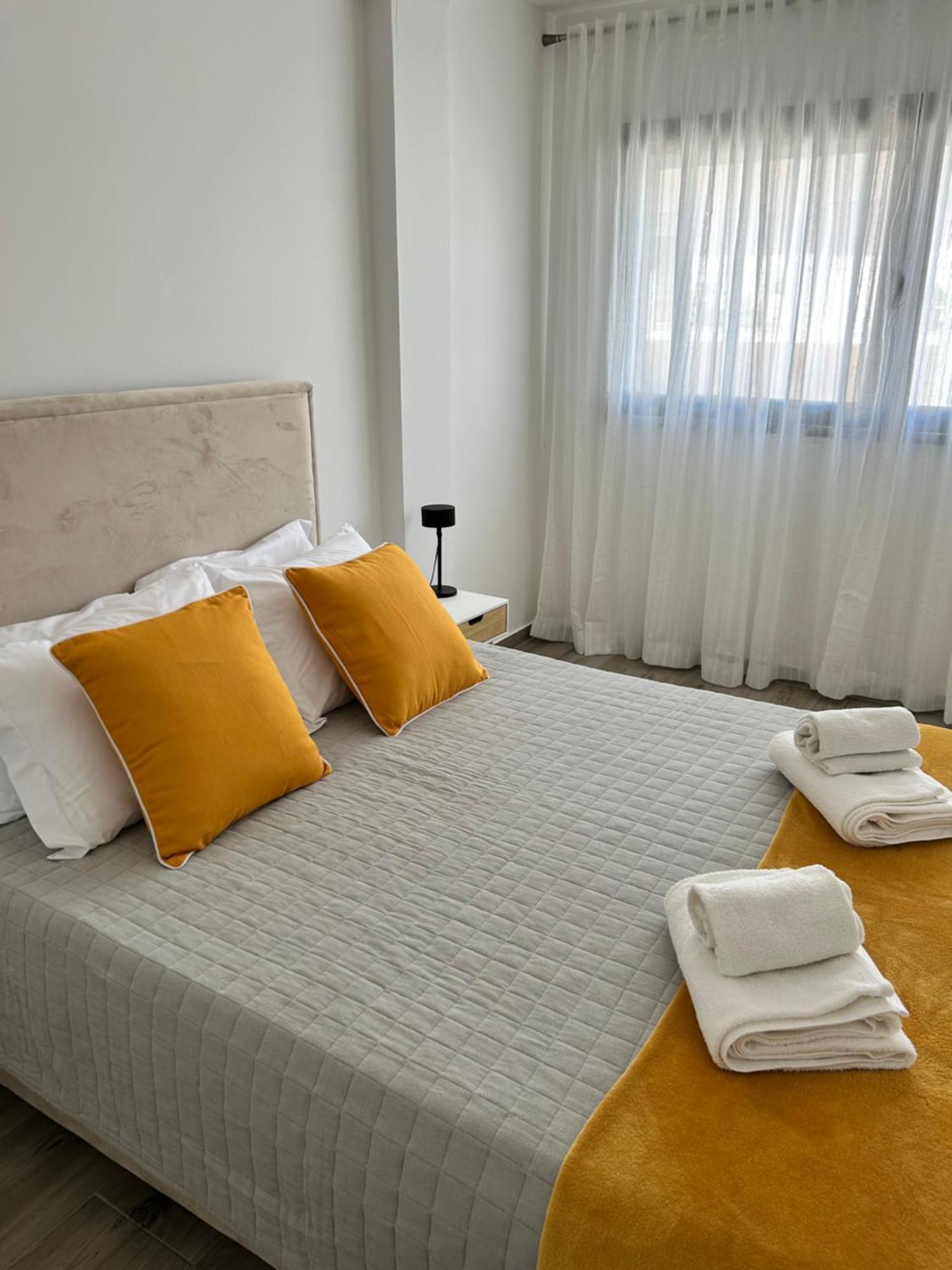 My Beach'S Apartments Poente Nazare Bagian luar foto