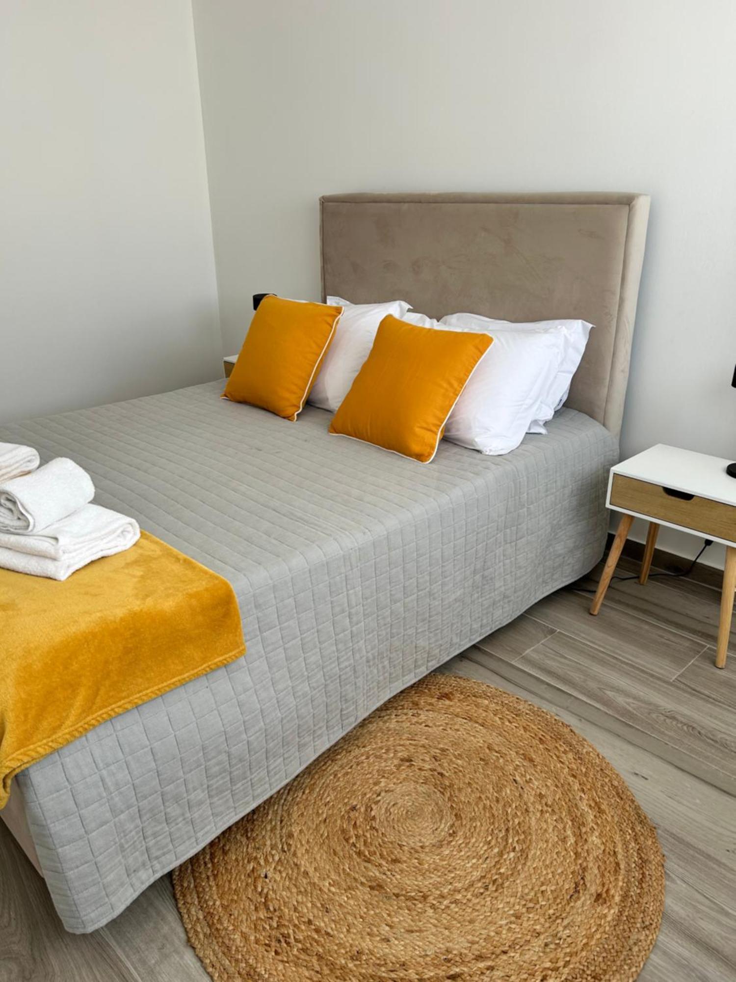 My Beach'S Apartments Poente Nazare Bagian luar foto