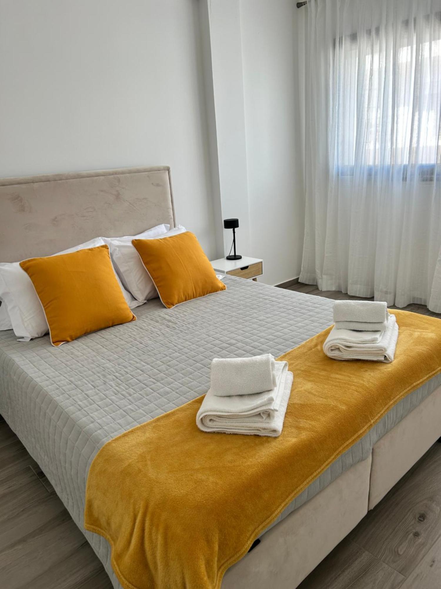 My Beach'S Apartments Poente Nazare Bagian luar foto